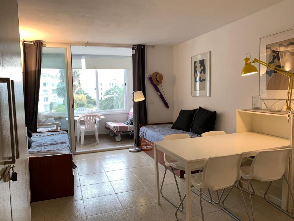 Isla Apart Sitges